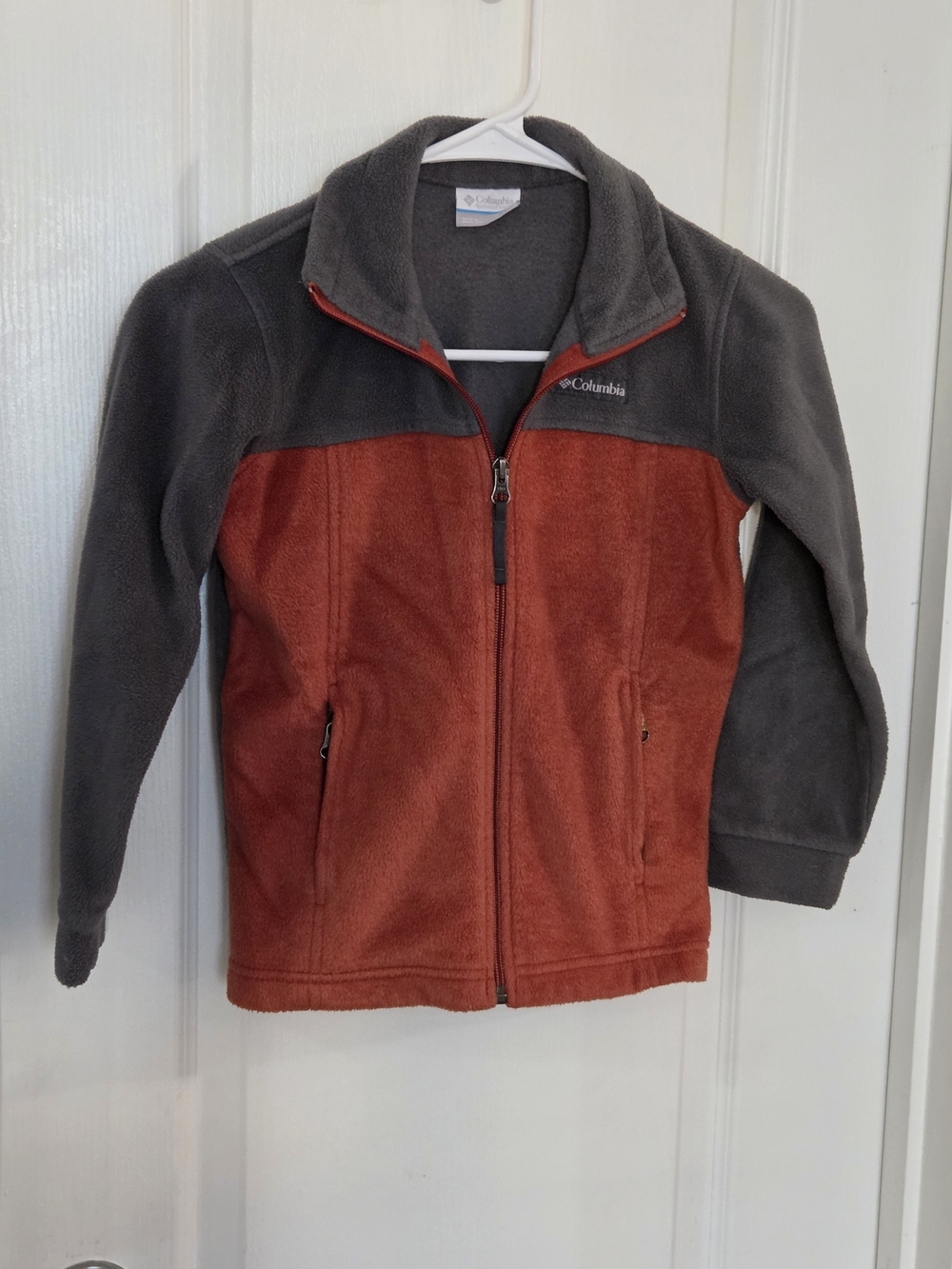 Columbia Kids Two-Tone Rust & Charcoal Fleece Jacket Sz XS (6/7)
